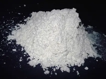 pile of diatomaceous earth powder for natural pest control